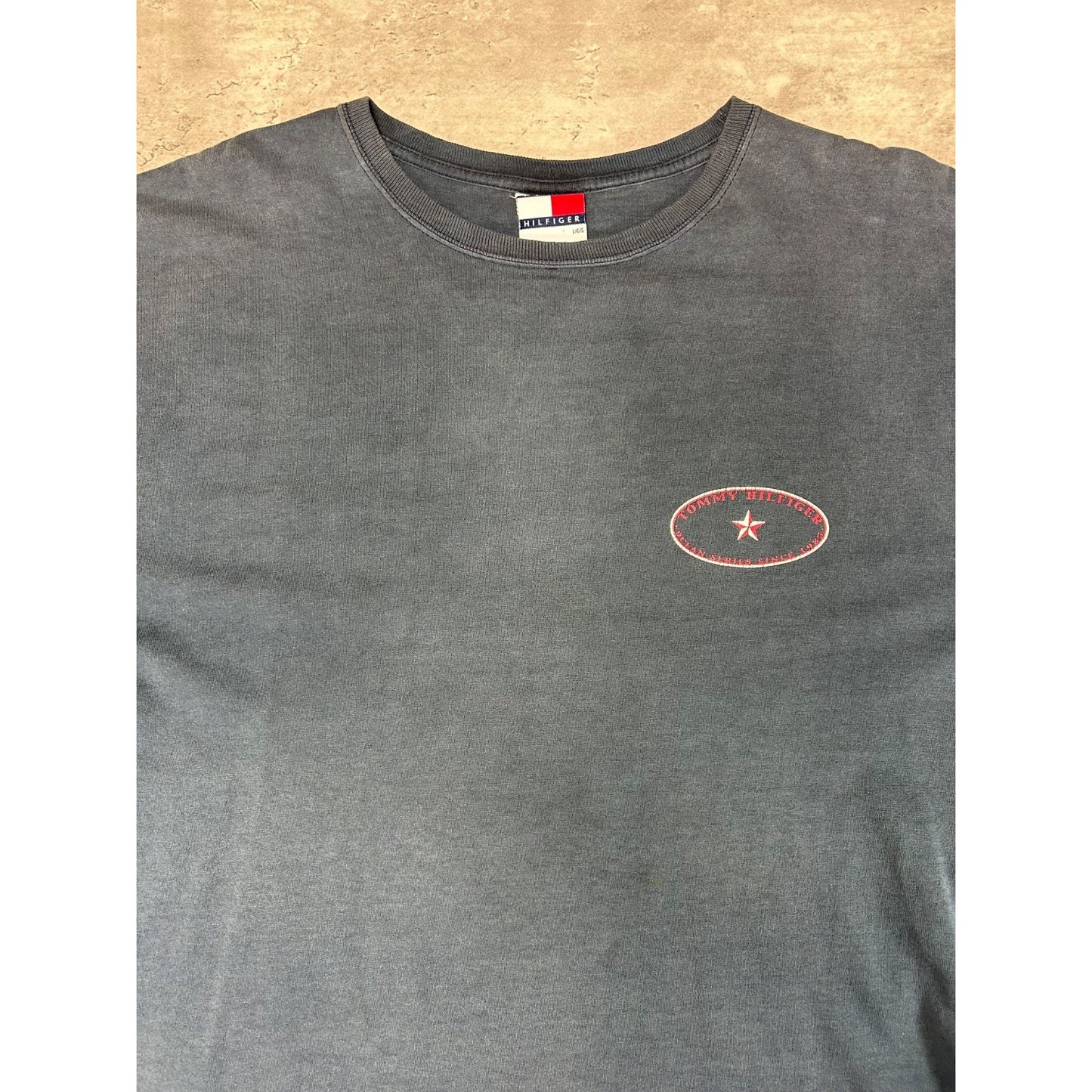 Vintage 90s Tommy Hilfiger US12 Sailing Graphic Long Sleeve T-Shirt Size Large