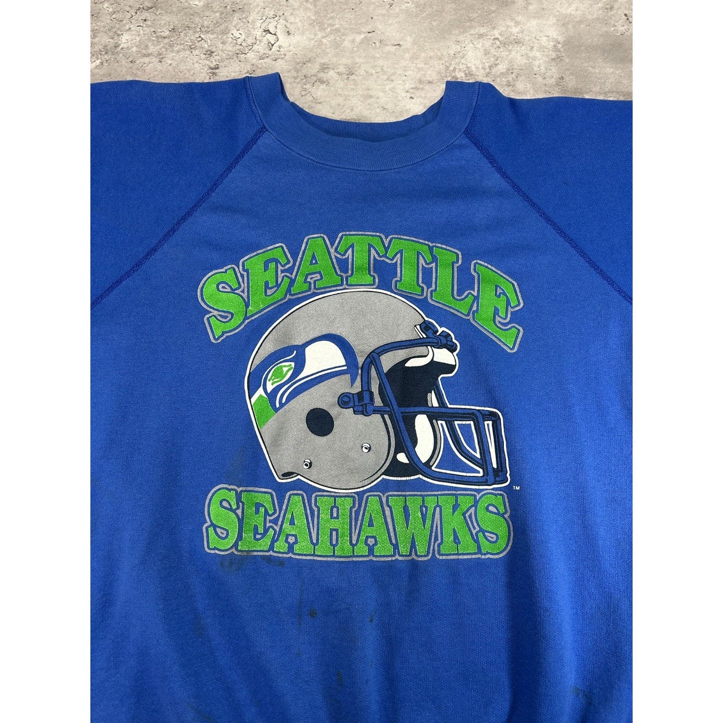 Vintage 90s Seattle Seahawks NFL Helmet Graphic Football Sweatshirt Size XL