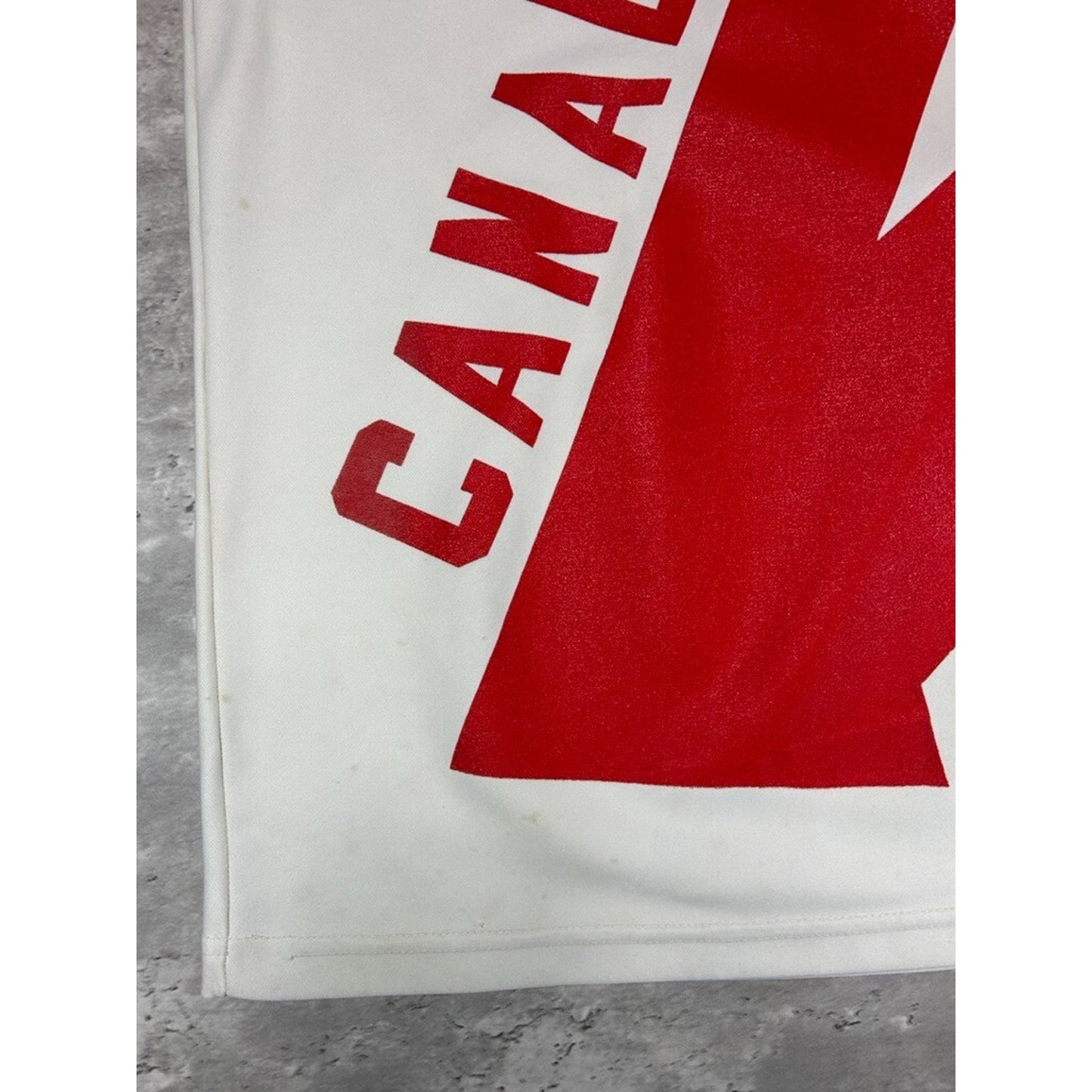 Vintage 1976 #7 Canada Cup Hockey Jersey Size Medium White