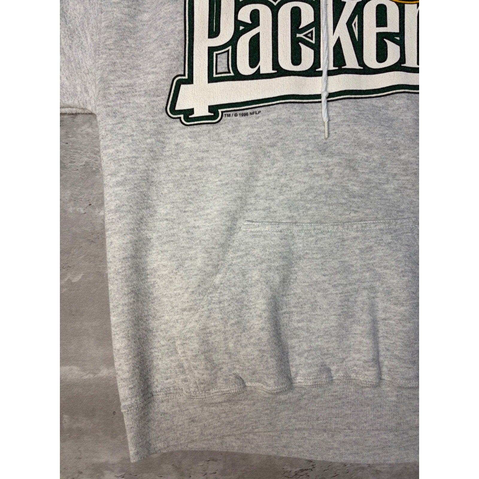 Vintage 1996 Green Bay Packers NFL Big Spellout Hooded Sweatshirt Size Medium