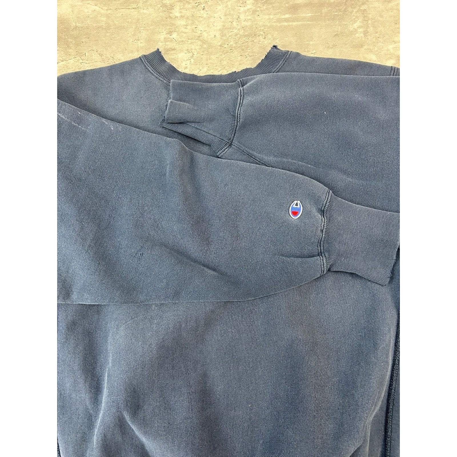 Vintage 90s Central Connecticut NCAA Champion Reverse Weave Sweatshirt Sz Large