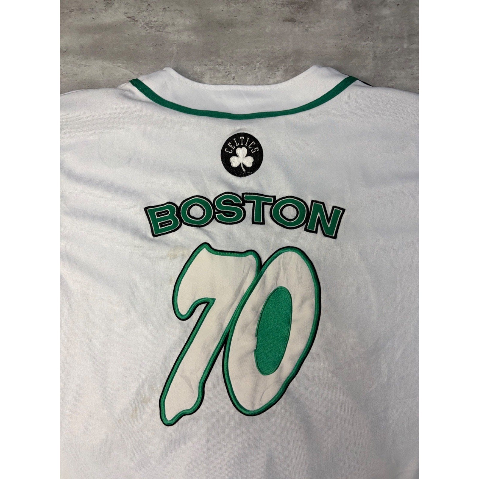 Vintage Boston Celtics #70 Embroidered Script Spellout Baseball Jersey Size XL