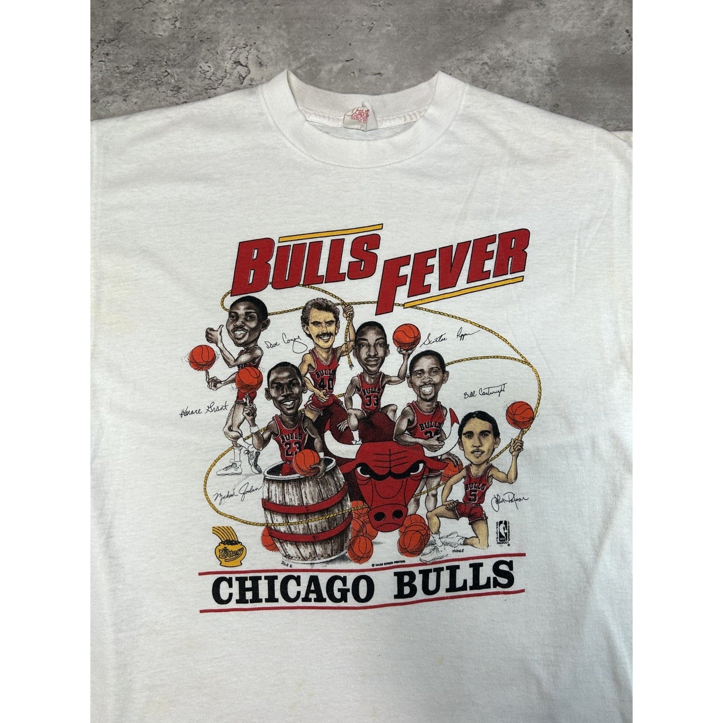 Vintage 80s/90s Chicago Bulls NBA Bulls Fever Caricature Graphic T-Shirt Size XL