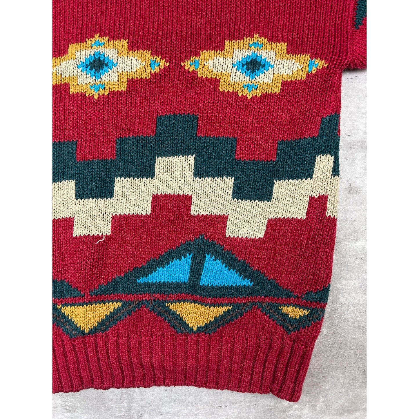 Vintage 90s Woolrich Aztec Style Pullover Knit Sweater Size Large