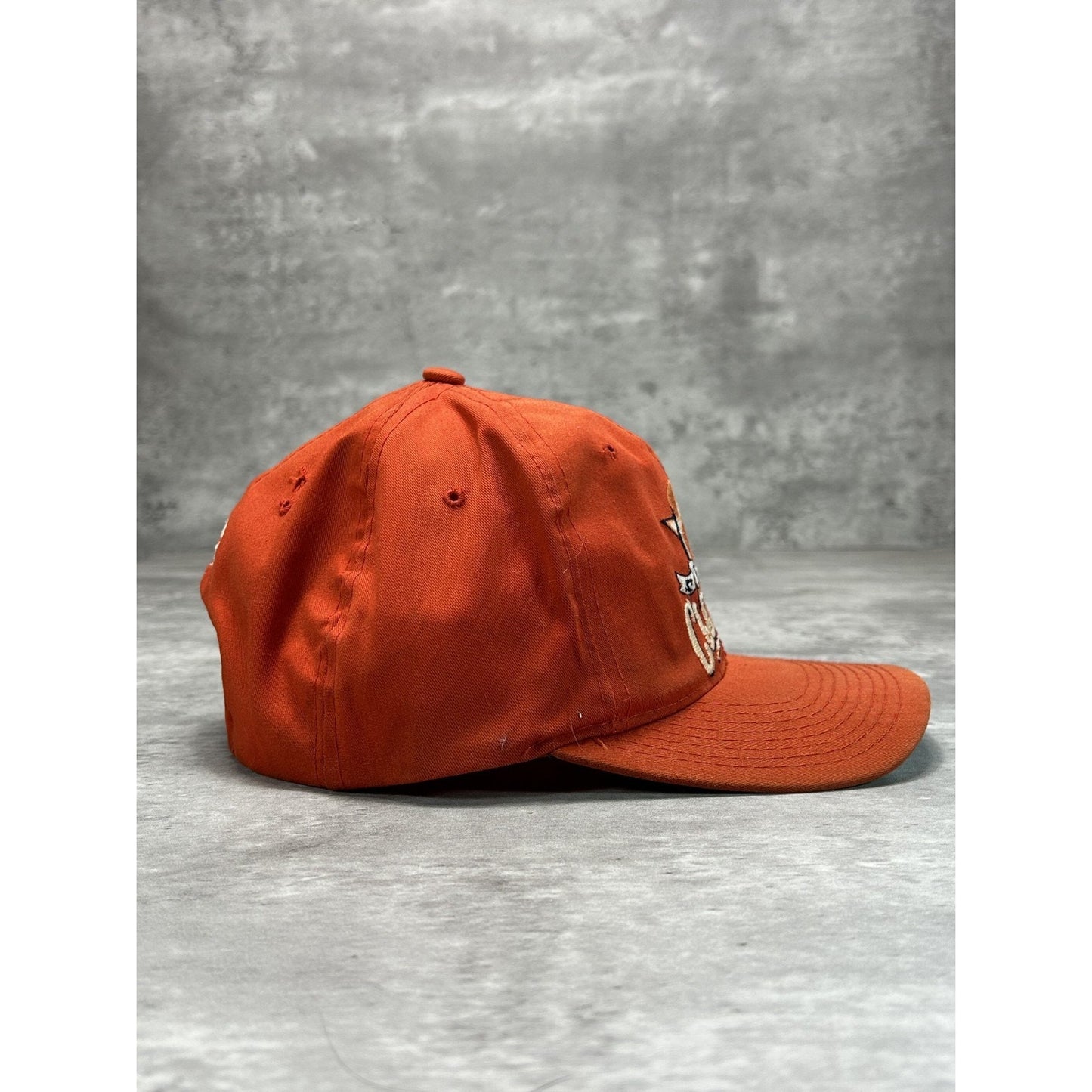 Vintage 90s Clemson Tigers NCAA Embroidered Logo Starter Snapback Hat OSFA
