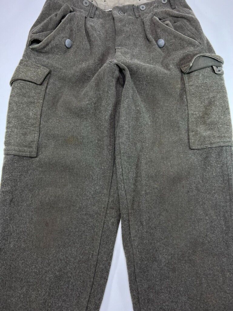 Vintage 1971 WWII Swedish Military Issue C150 Wool Cargo Pants Size 31