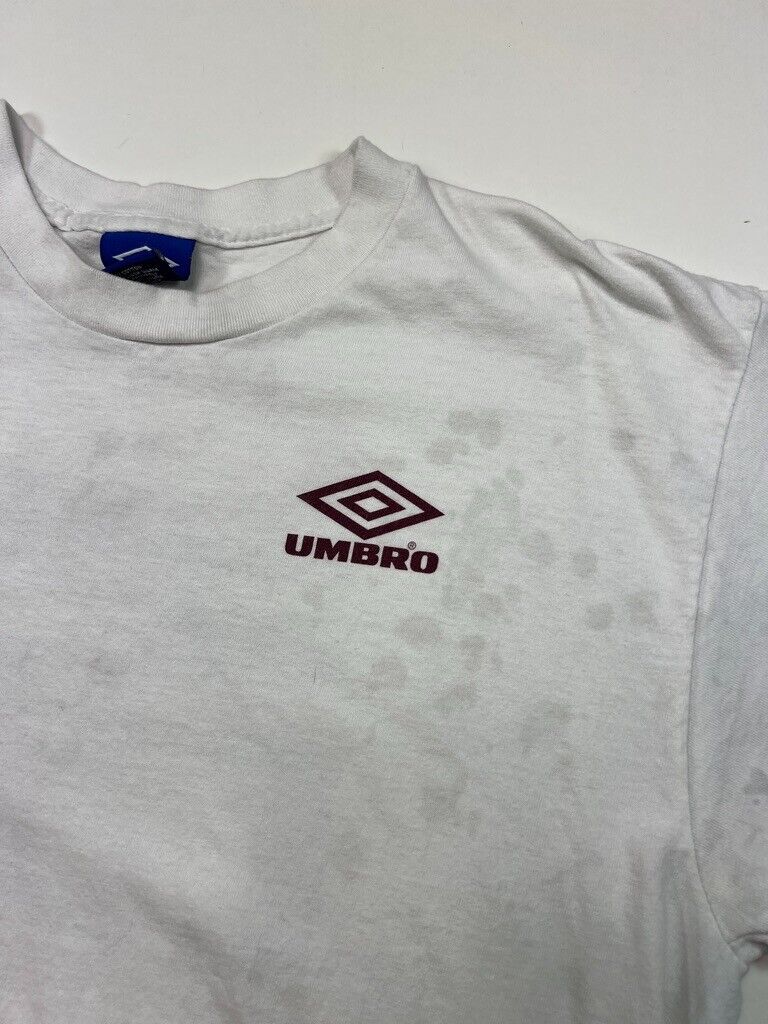 Vintage 90s Umbro Soccer Spellout Logo Graphic T-Shirt Size Large White