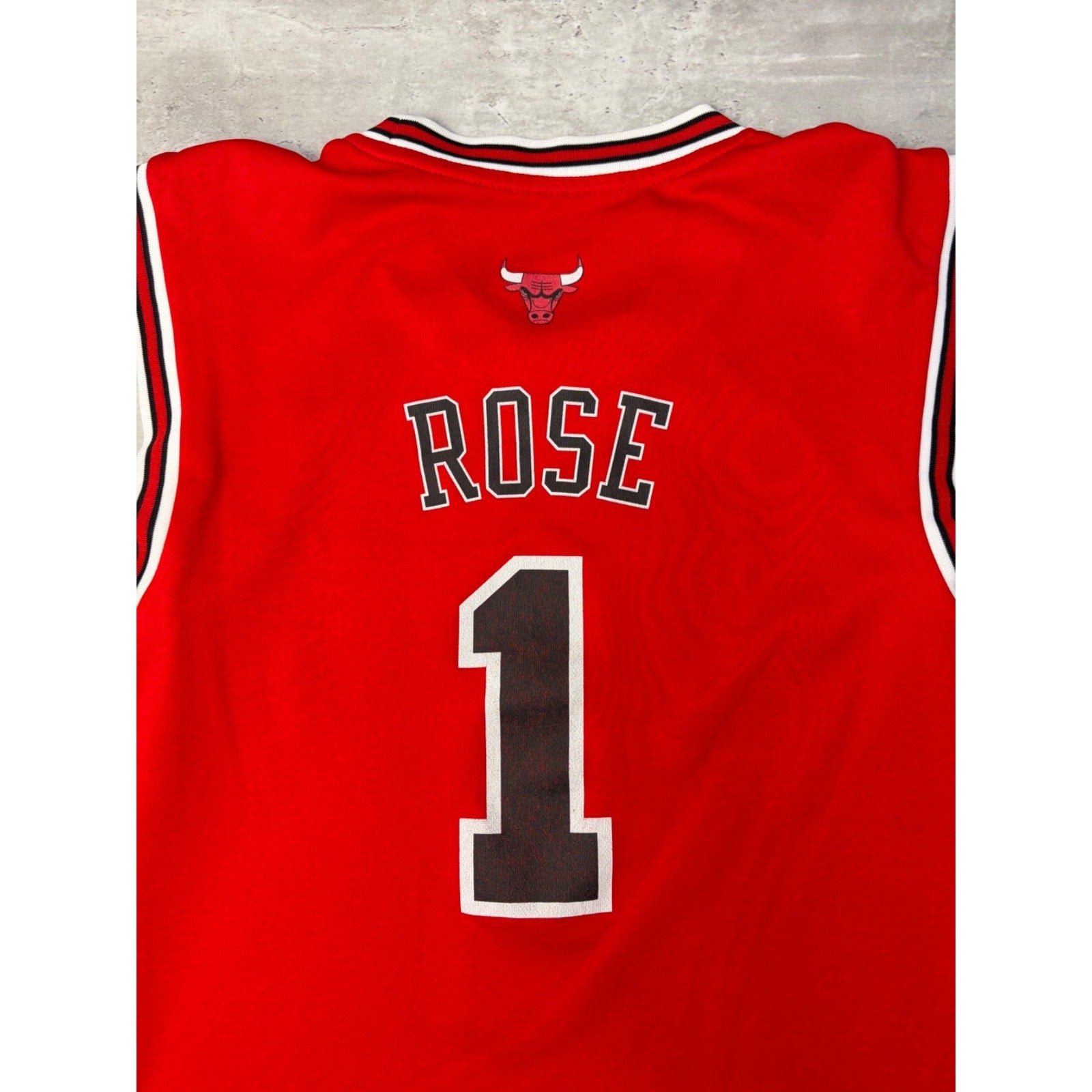 Derrick Rose #1 Chicago Bulls NBA Adidas Basketball Jersey Size Small