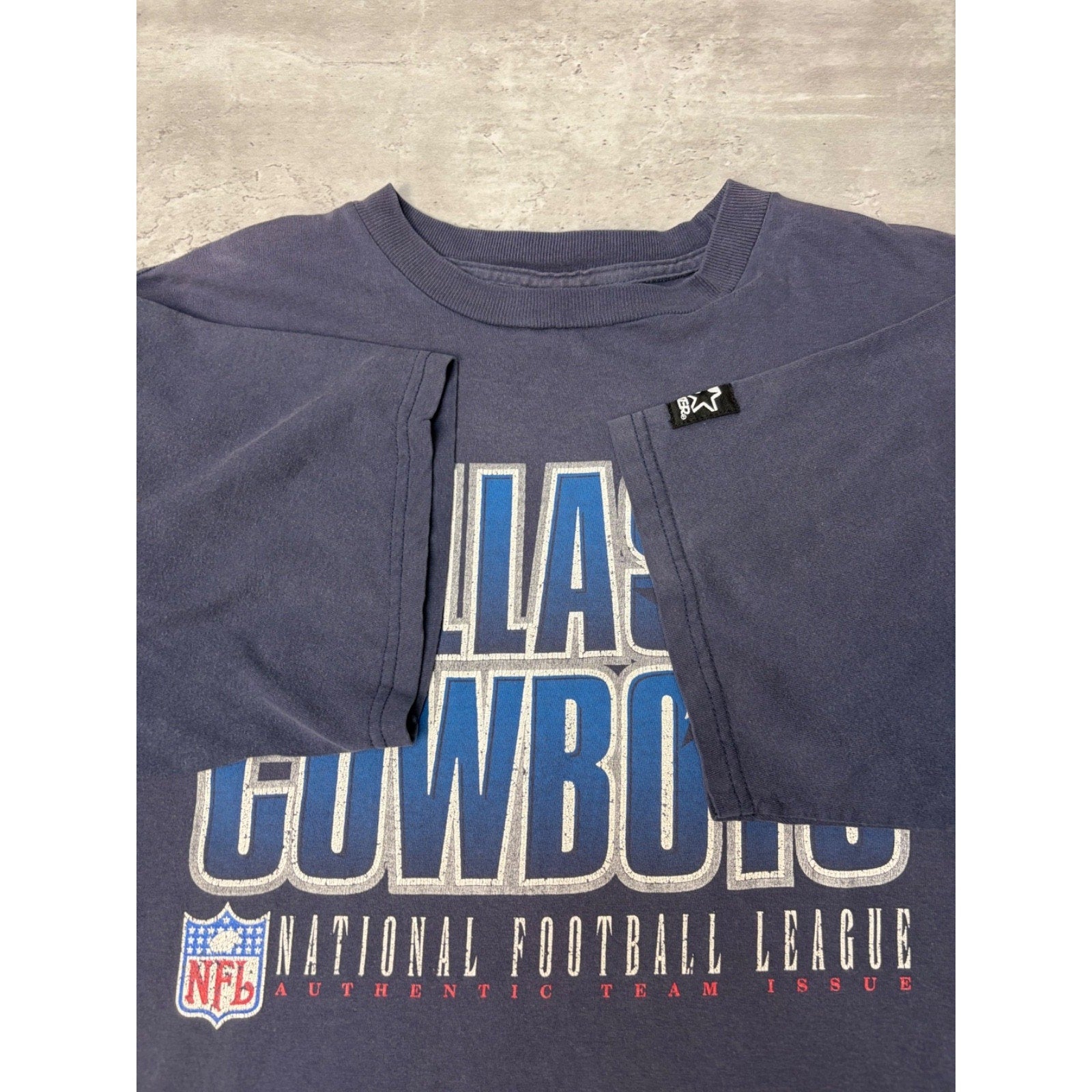 Vintage 90s Dallas Cowboys NFL Spellout Starter Graphic T-Shirt Size Large