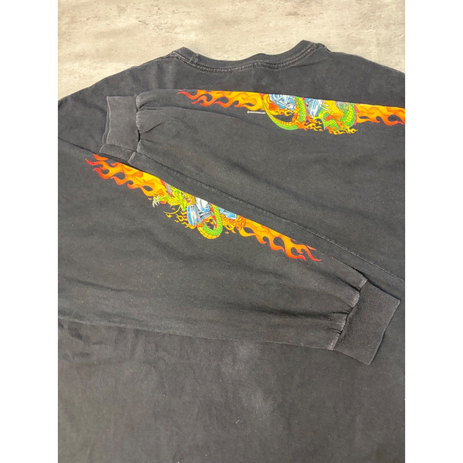 Vintage 2004 Dragon Engine Sleeve Graphic Long Sleeve T-Shirt Size 3XL