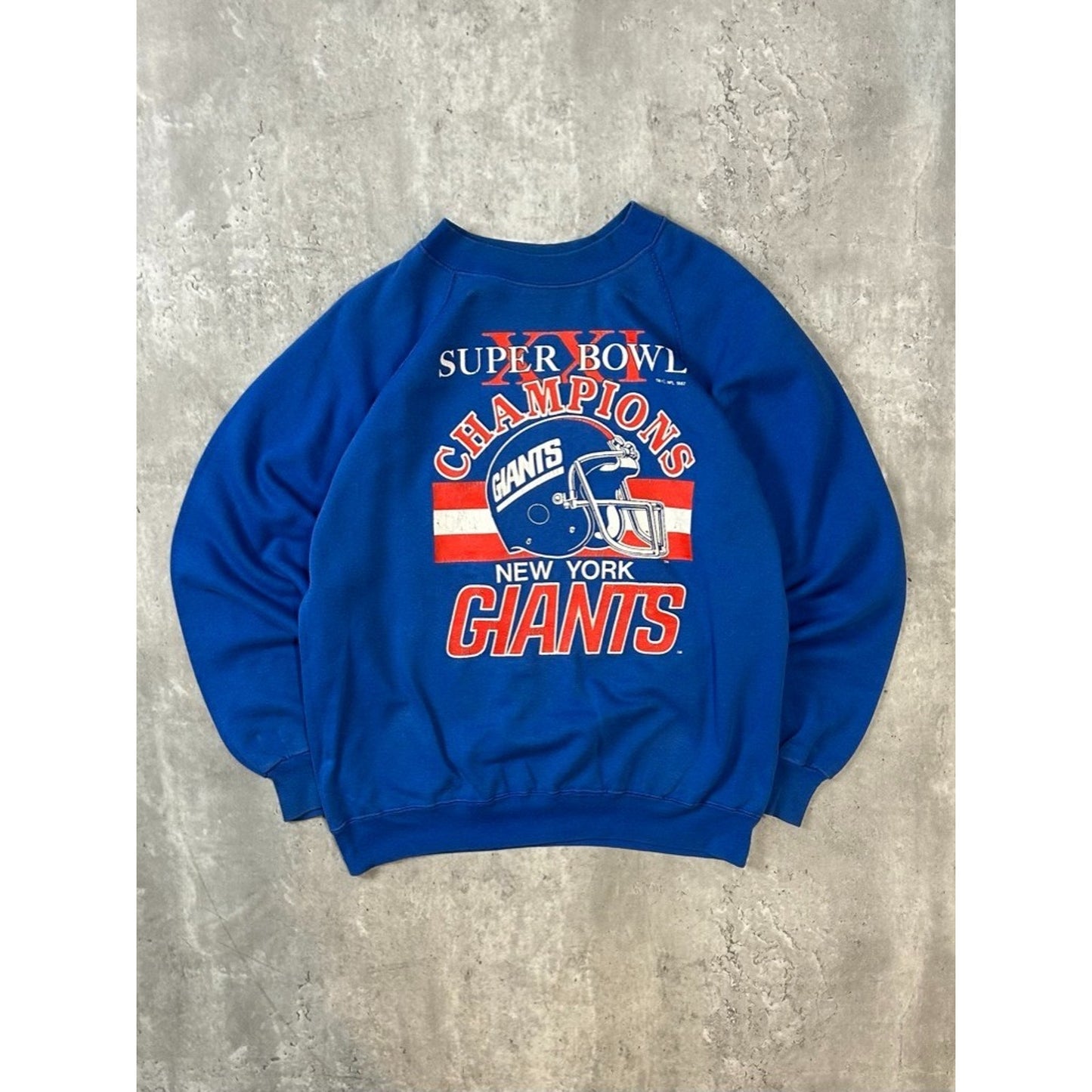Vintage 1987 New York Giants NFL Super Bowl XXI Champs Helmet Sweatshirt Medium