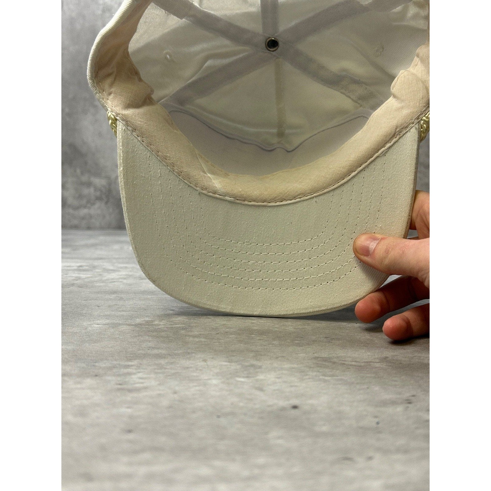 Vintage 80s/90s Blank White Snapback Hat OSFA