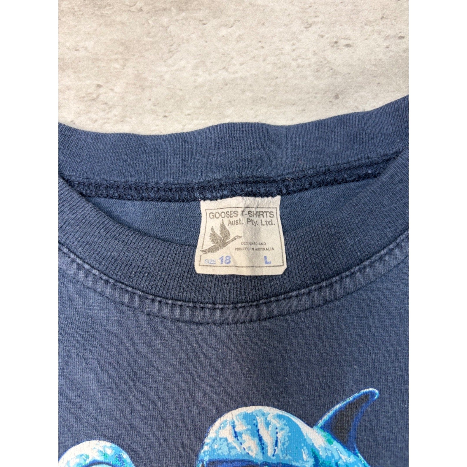 Vintage 90s Bottlenose Dolphins Australia Nature Destination T-Shirt Size Large