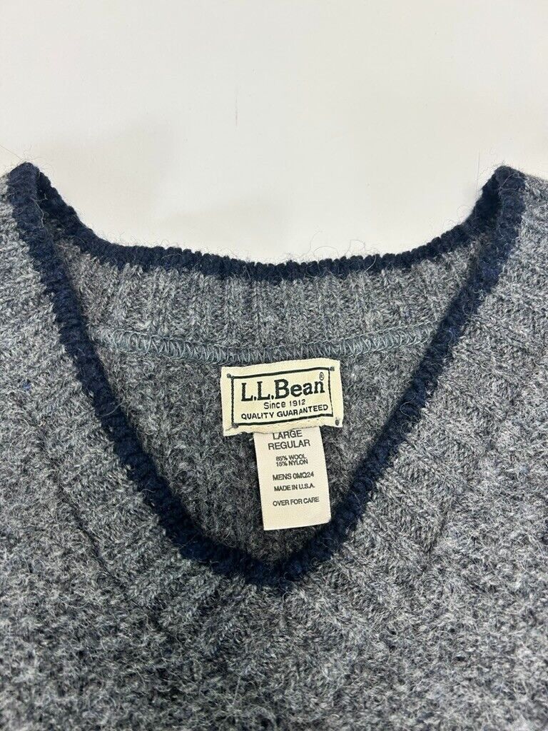 Vintage LL Bean Waffle Print V Neck Ribbed Knit Sweater Size Large Gray