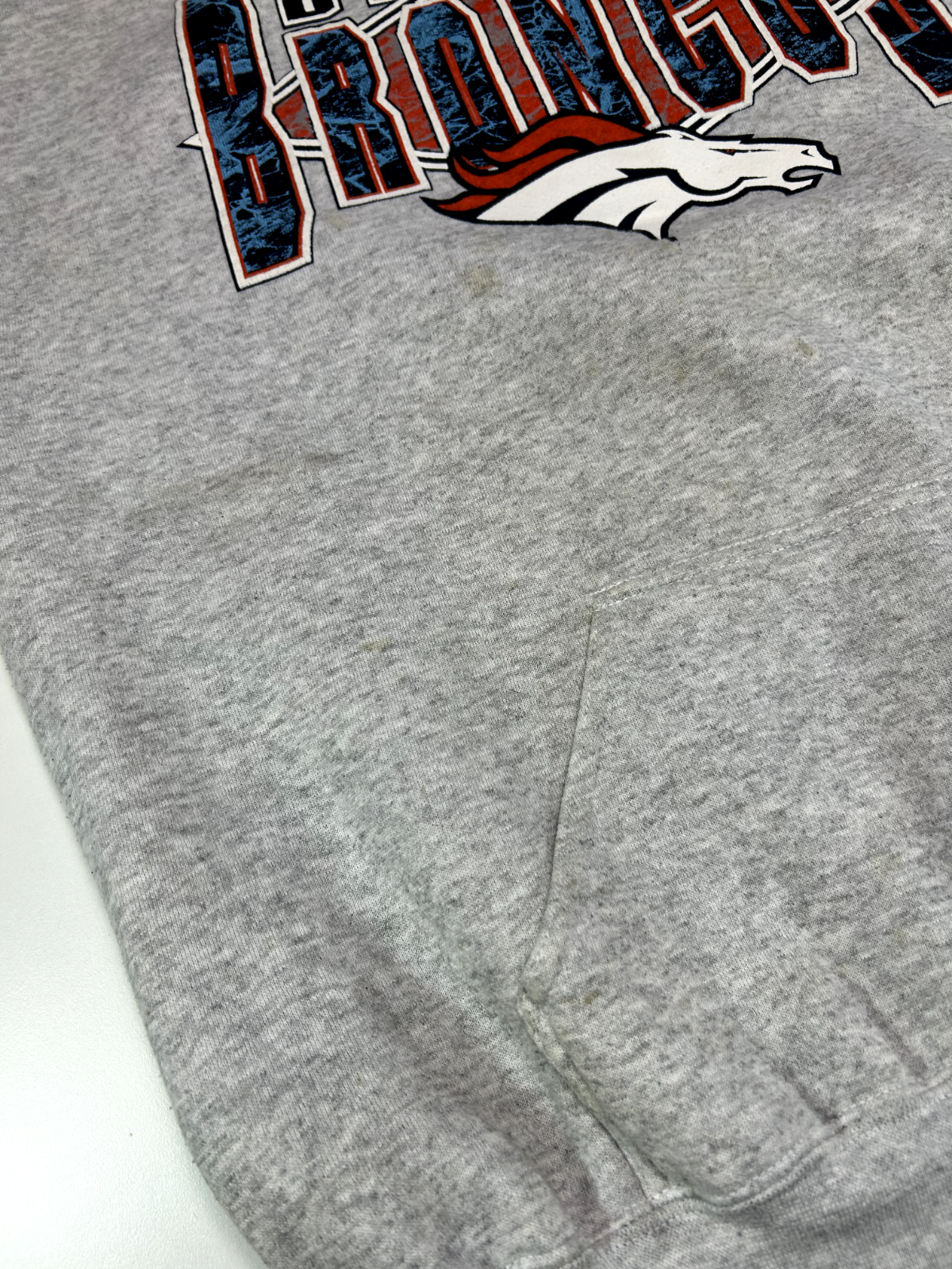 Vintage 90s Denver Broncos NFL Graphic Spellout Hooded Sweatshirt Size XL Gray