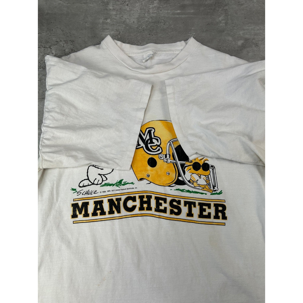 Vintage 90s Manchester College Peanuts Snoopy Collegiate Graphic T-Shirt Size XL