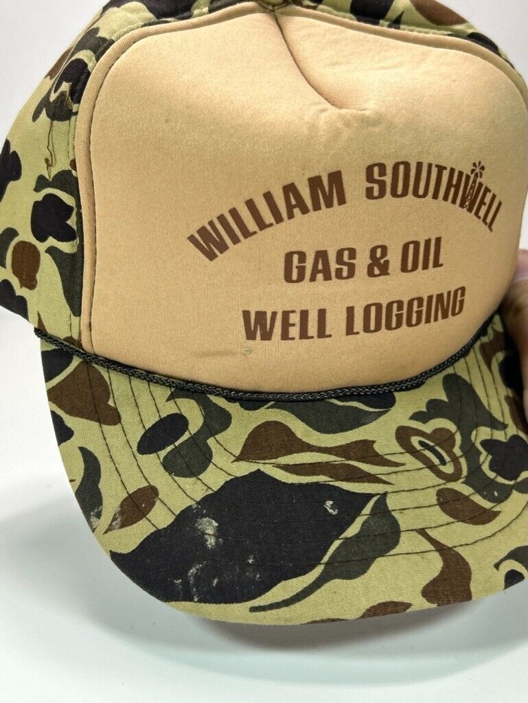 Vintage 80s William Southwell Gas & Oil Duck Camo Snapback Hat OSFA