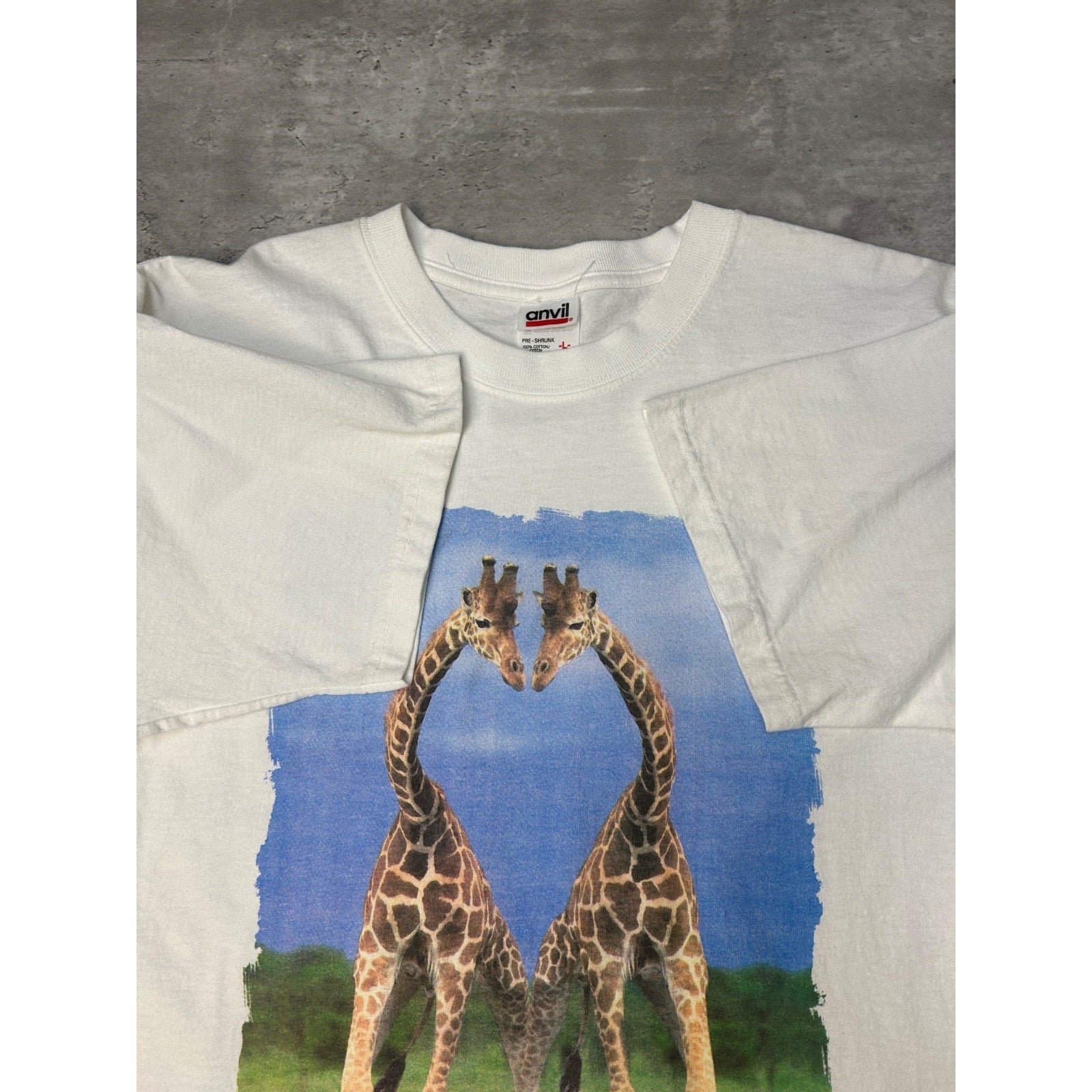 Vintage 90s Giraffe Nature Animal Wildlife White Graphic T-Shirt Size Large