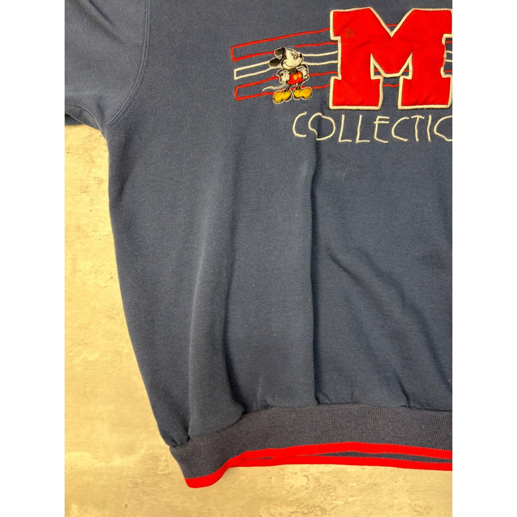 Vintage Mickey Mouse Collection Character Graphic Sweatshirt Size Medium