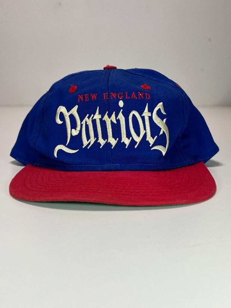 Vintage 90s New England Patriots NFL Gothic Script Spellout Snapback Hat OSFA