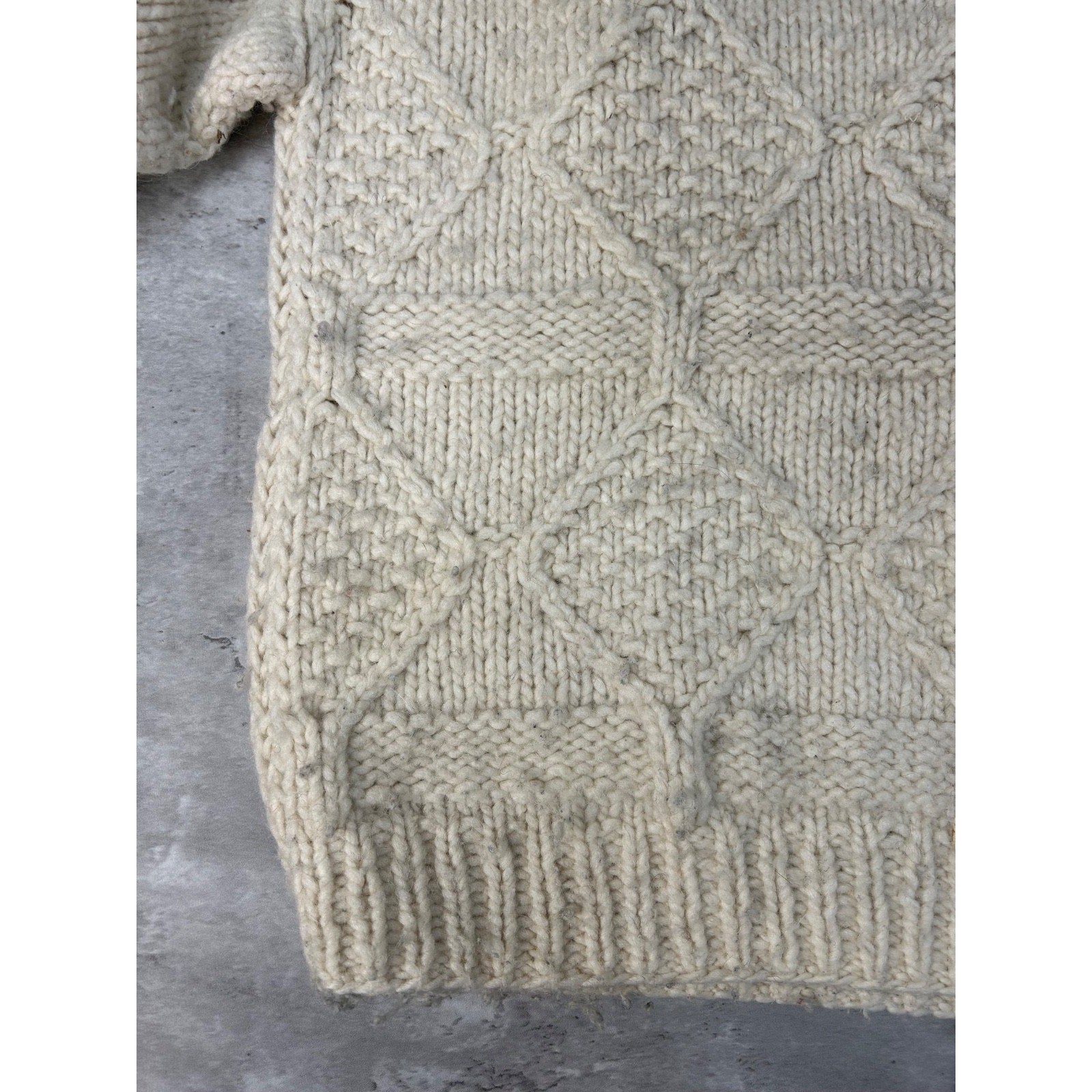 Vintage 80s/90s Cable Knit Diamond Print 1/4 Button Pullover Sweater Size Large