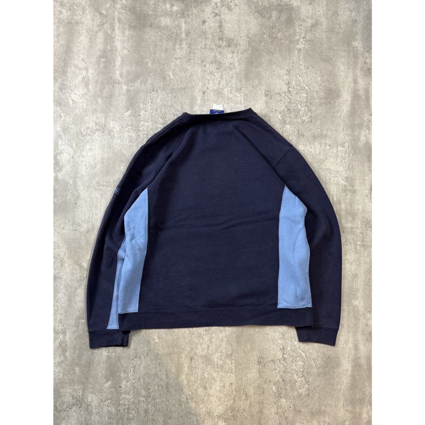 Vintage Tennessee Titans NFL Embroidered Logo Reebok Football Sweatshirt Large