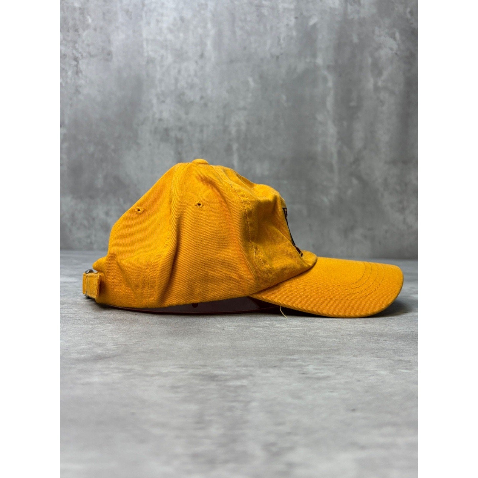 Vintage Minnesota Golden Gophers NCAA Embroidered Logo Strapback Hat OSFA