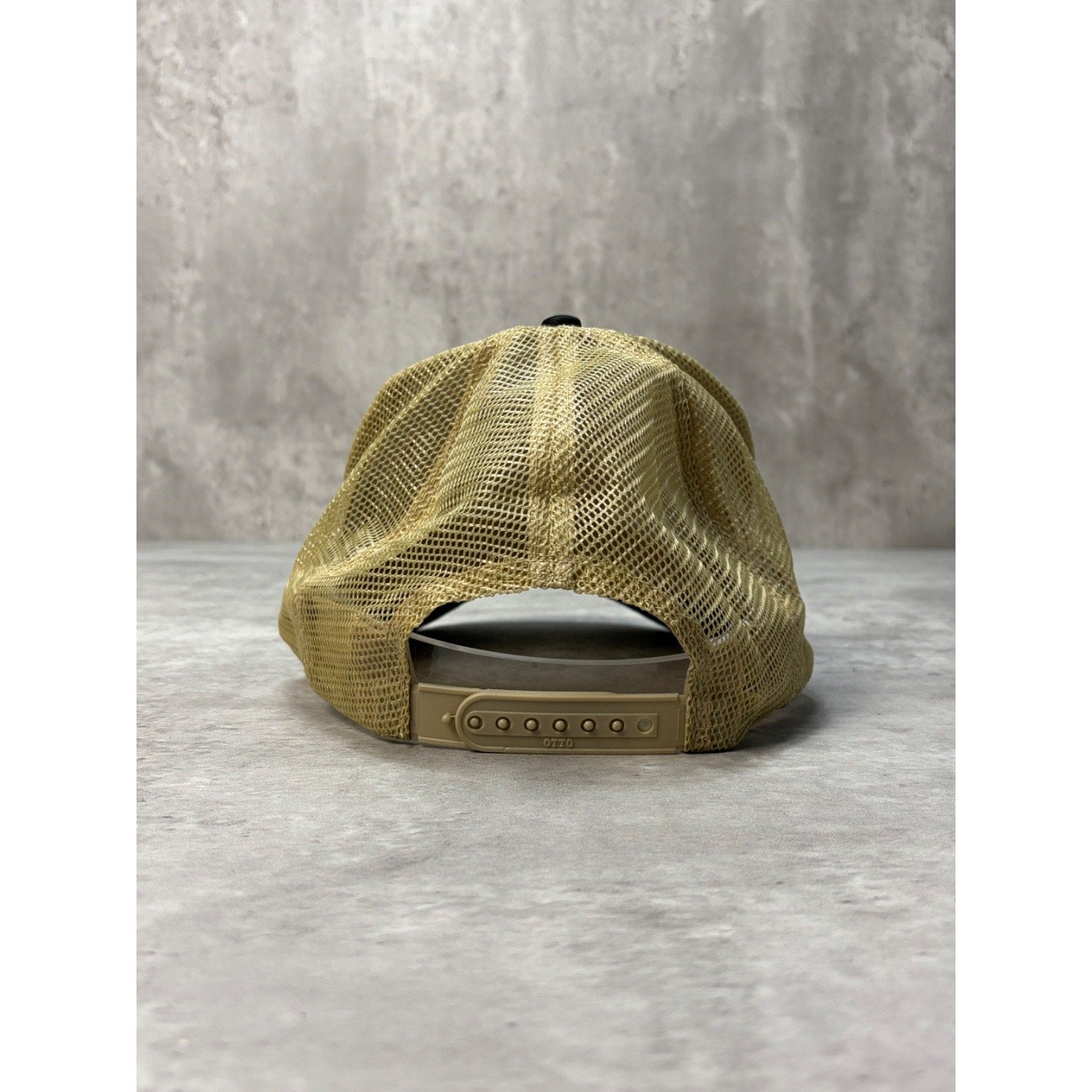 Vintage Lyons Construction Graphic Trucker Snapback Hat OSFA