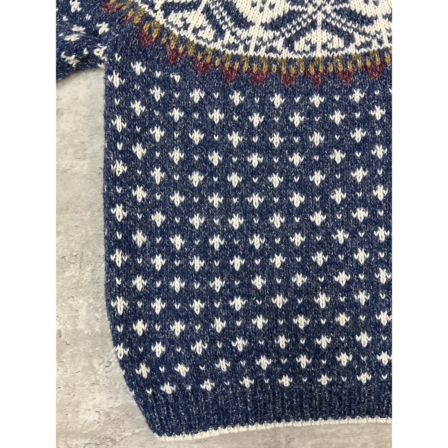 Vintage 80s/90s Abstract Striped Knit Grandma Sweater Size Medium