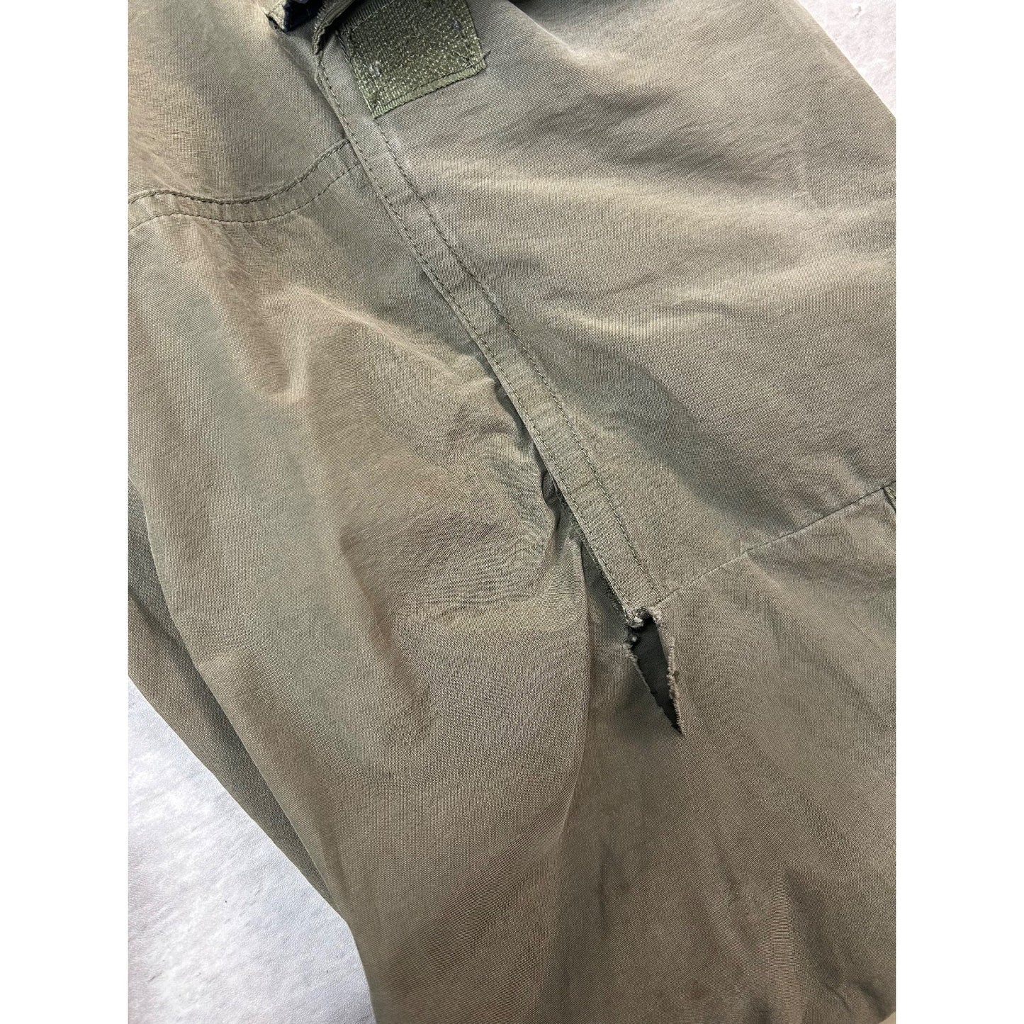 Vintage Y2K Carbon Nylon Utility Cargo Track Pants Size 29