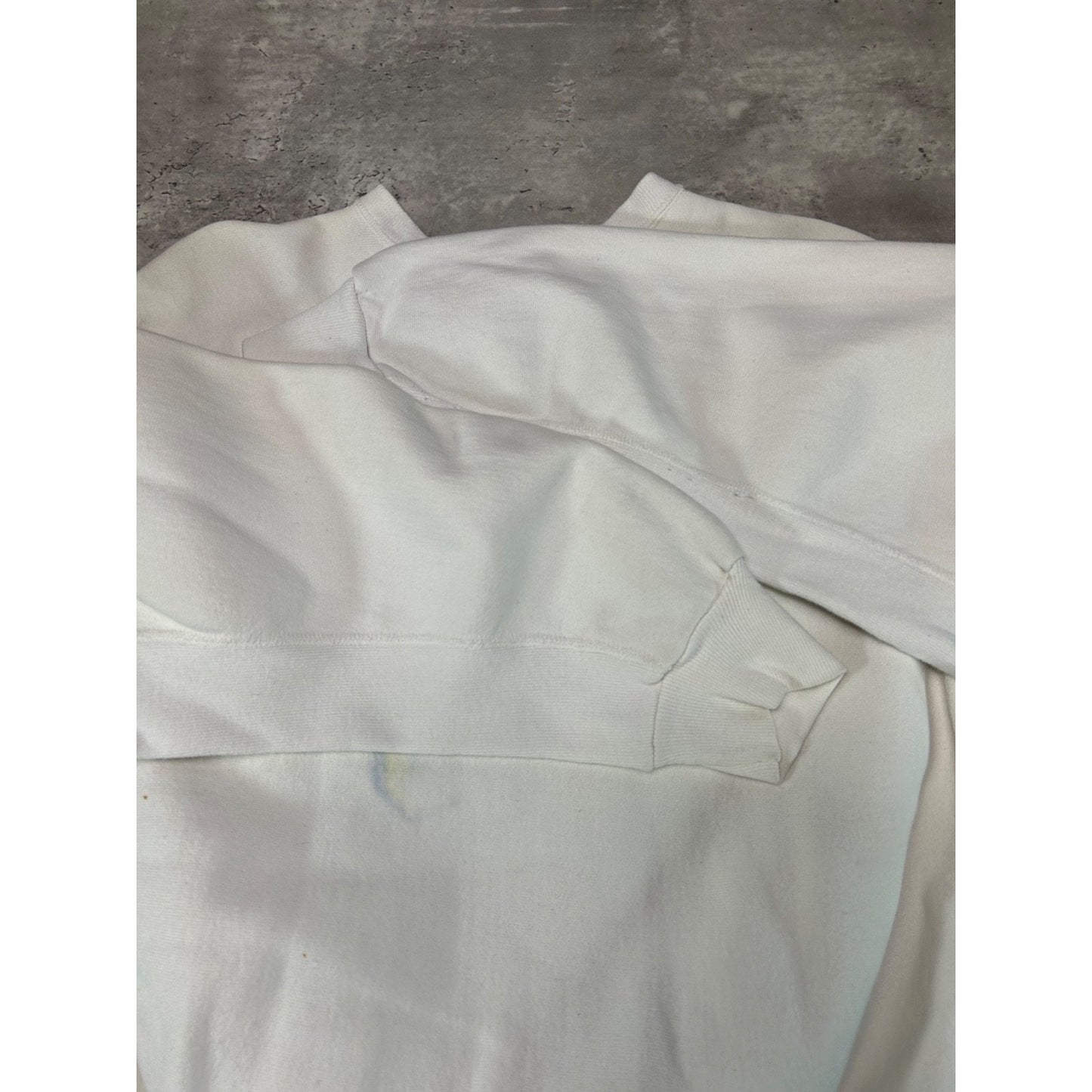 Vintage 90s Iowa Hawkeyes NCAA Embroidered Spellout Sweatshirt Size Medium