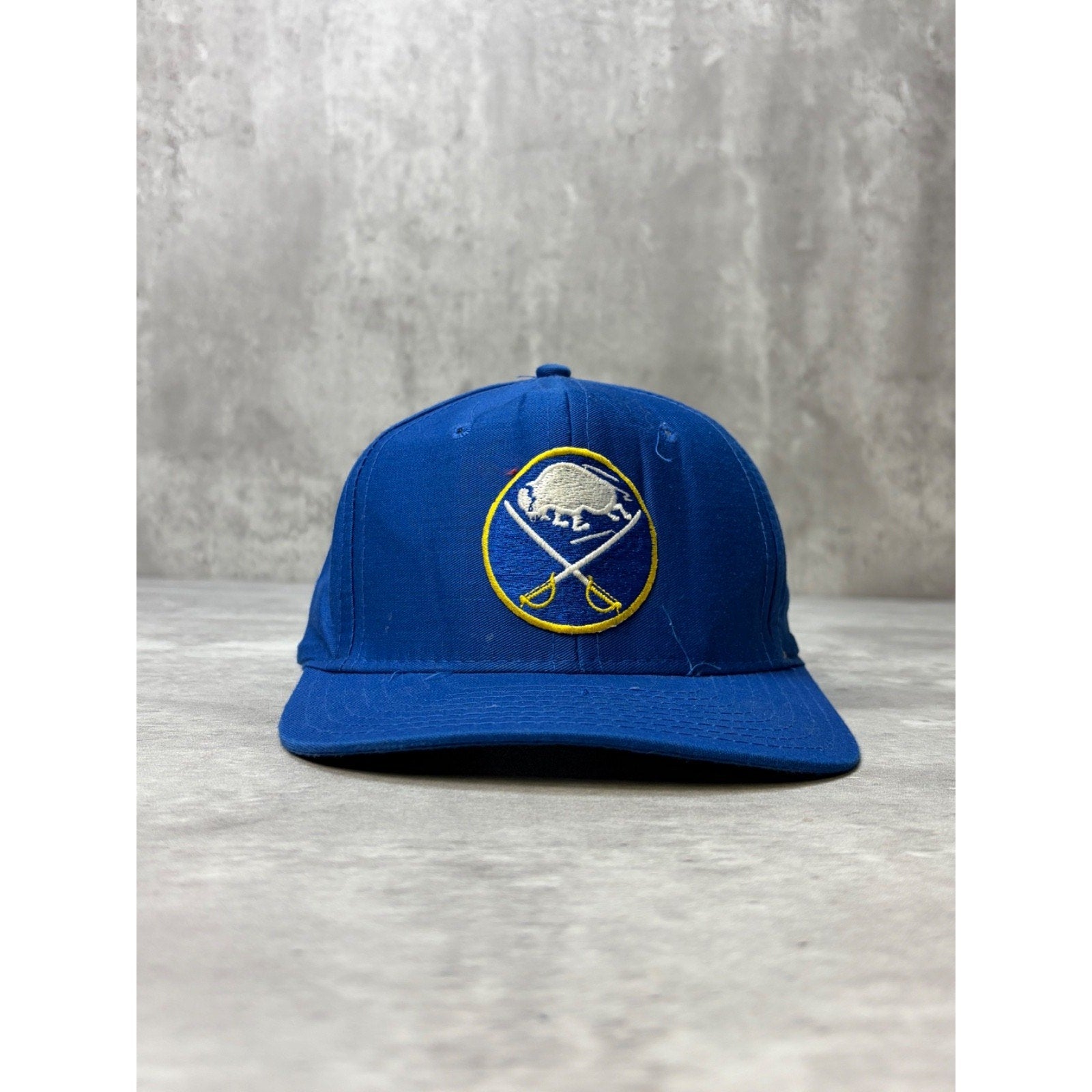 Vintage 90s Buffalo Sabres NHL Embroidered Logo Hockey Snapback Hat OSFA