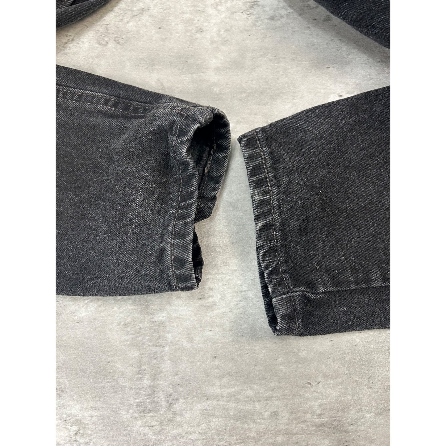 Vintage Women's 90s Levis 550 Tapered Leg Red Tab Black Denim Pants Size 35