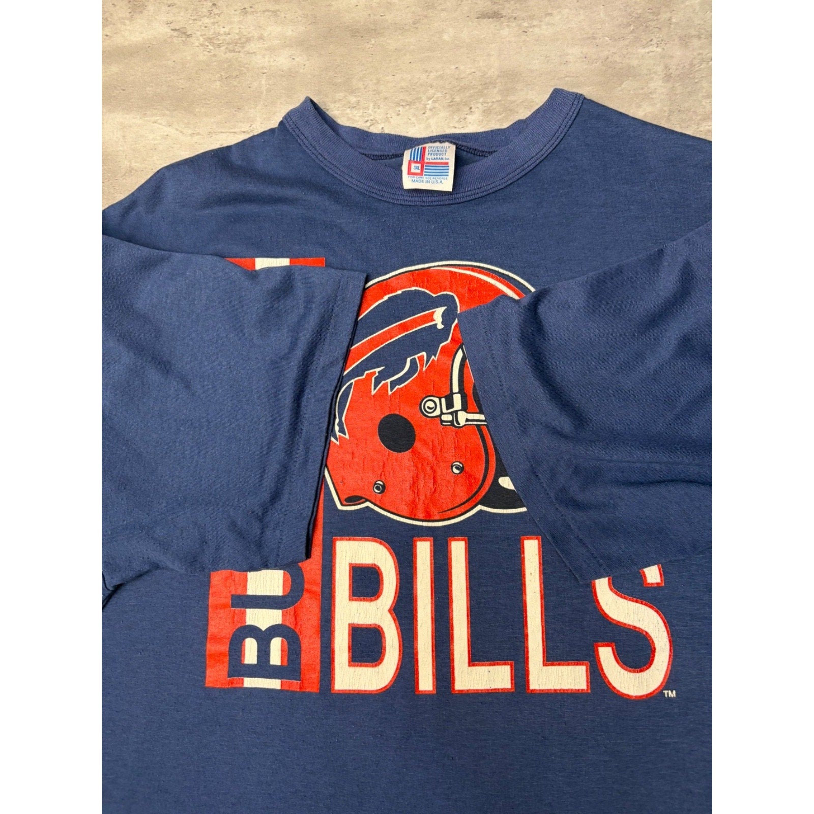 Vintage 90s Buffalo Bills NFL Helmet Graphic Spellout T-Shirt Size 3XL