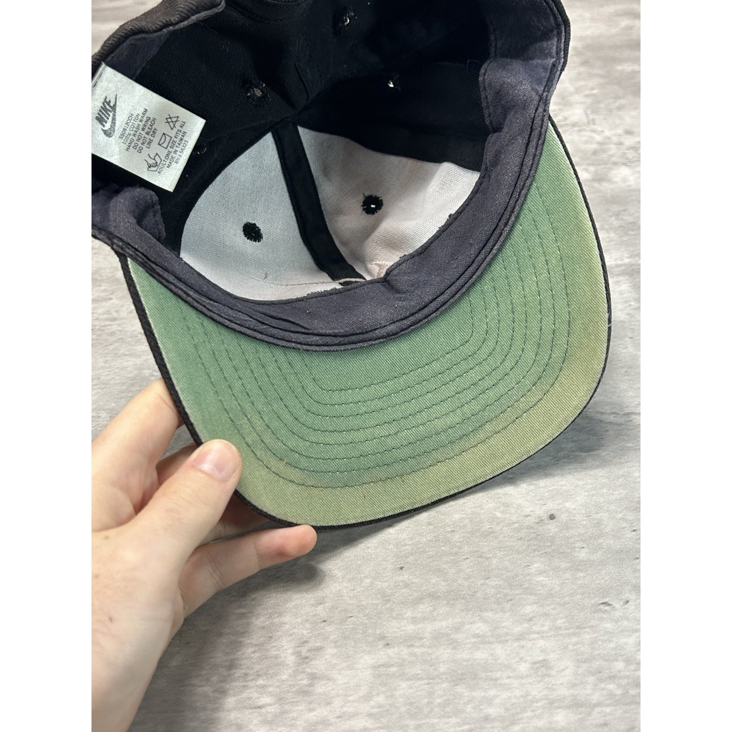 Vintage 90s Nike Embroidered Swoosh Strapback Hat OSFA Black/White