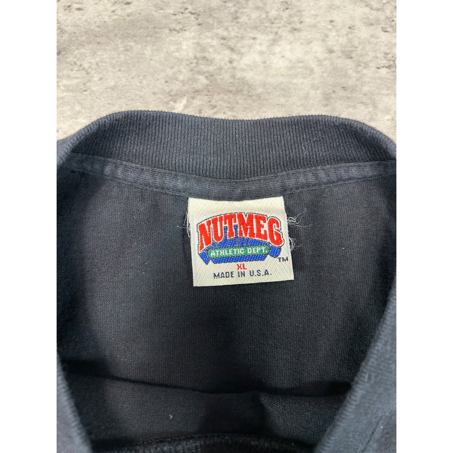 Vintage 90s Magic Johnson #32 Los Angeles Lakers NBA Player T-Shirt Size XL