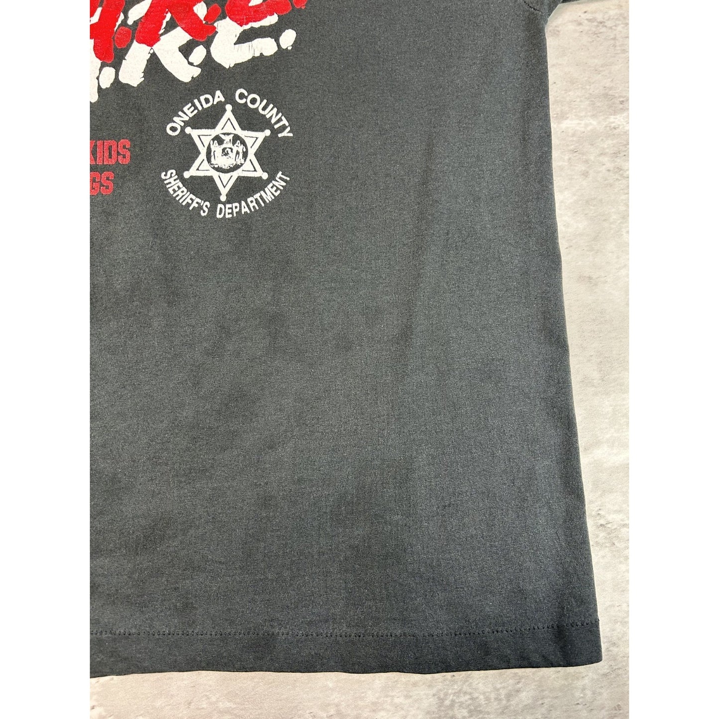 Vintage 80s/90s D.A.R.E Holland Patent Spellout Graphic T-Shirt Size Large