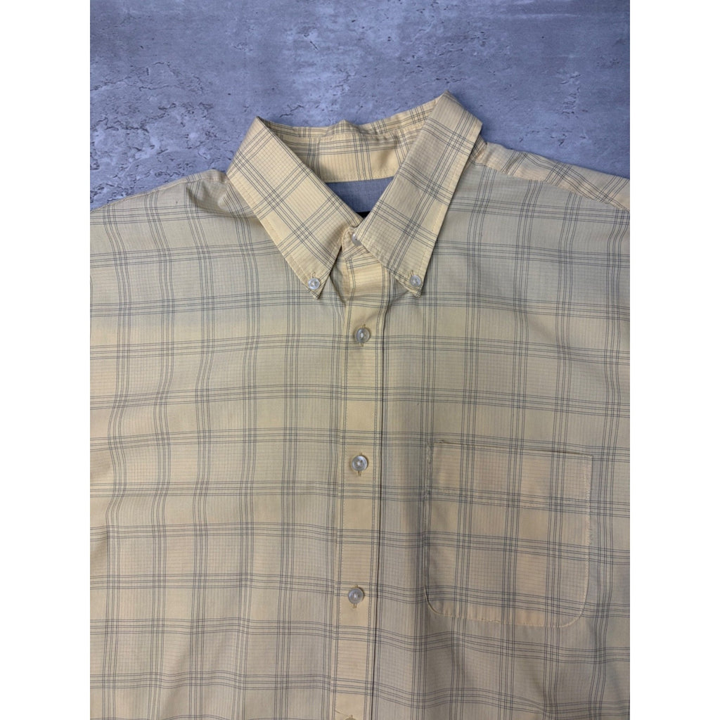 Vintage Van Heusen Plaid Single Pocket Cropped Button Up Shirt Size Large