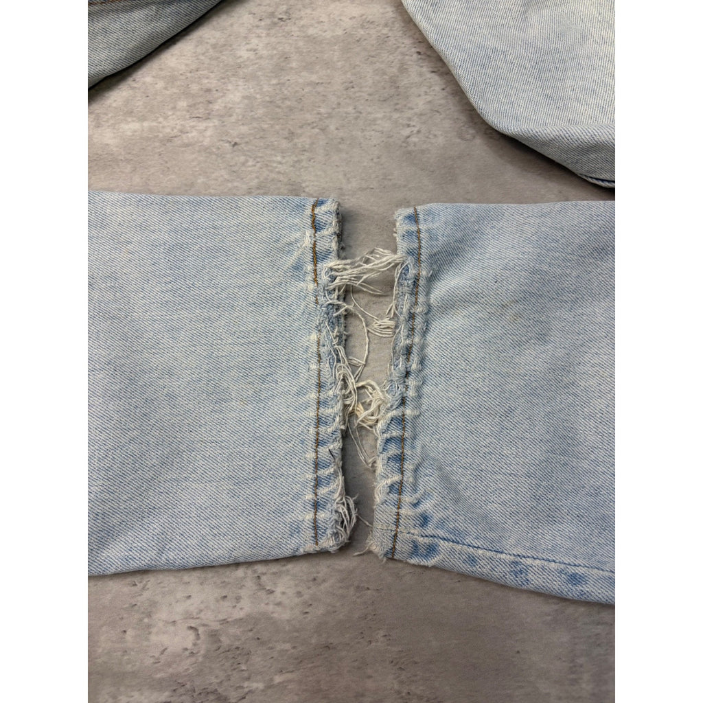 Vintage 90s Levis 560 Red Tab Relaxed Fit Tapered Light Wash Denim Pants Size 35