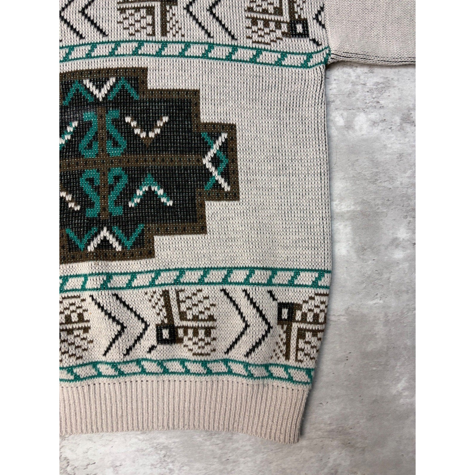 Vintage 80s/90s Sears Abstract Pattern Knit Sweater Size Medium