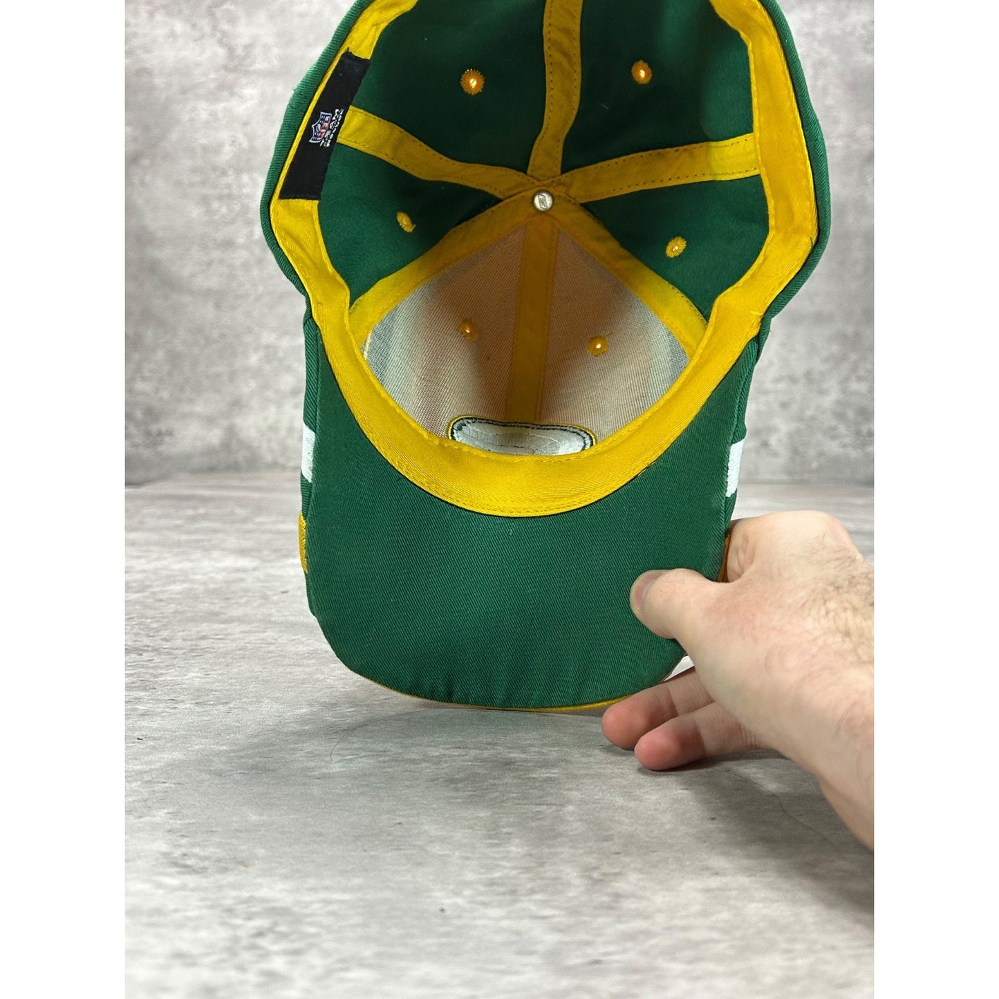 Vintage Green Bay Packers NFL Embroidered Logo Reebok Strapback Hat OSFA