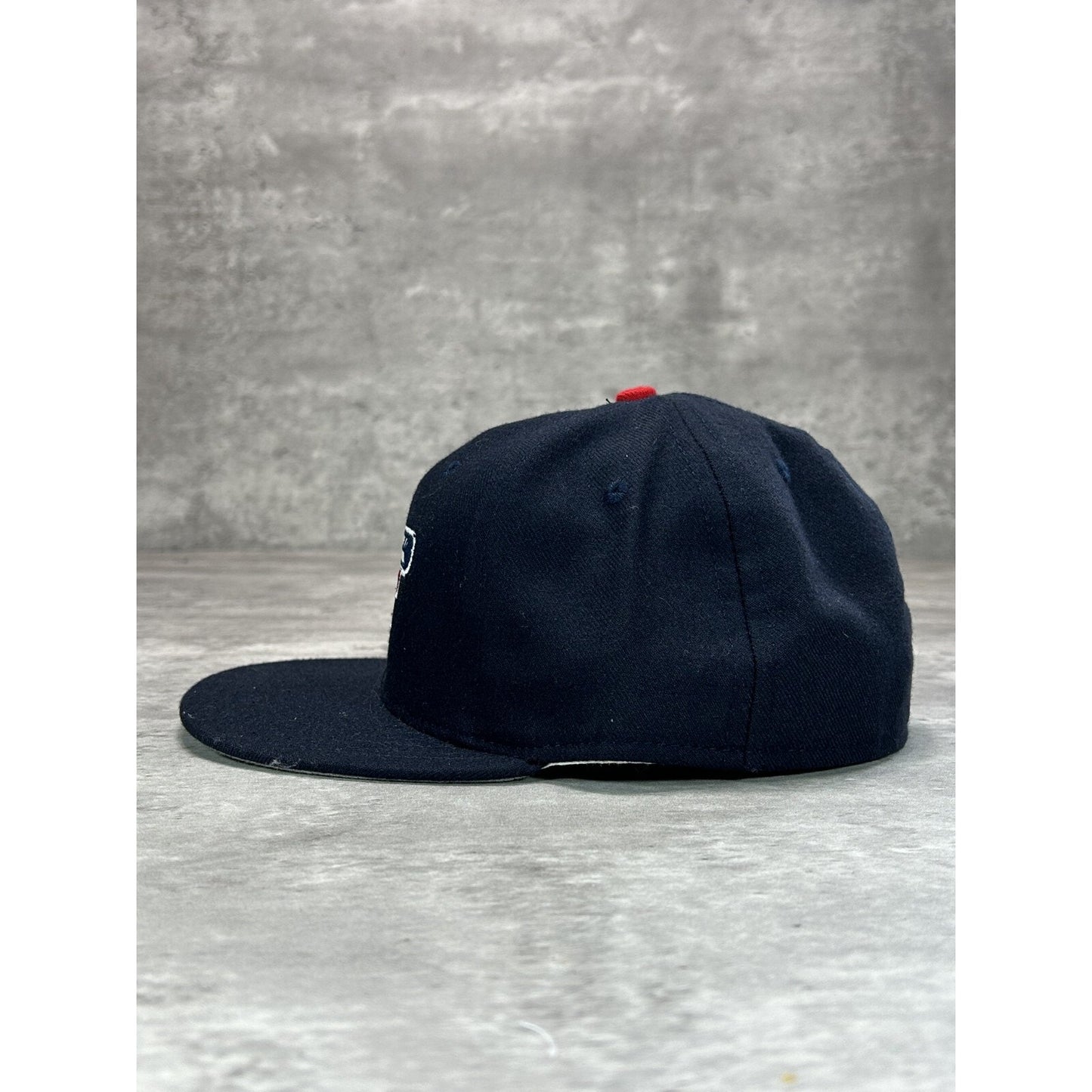 Vintage Idaho Falls Braves Pioneer League Embroidered Baseball Fitted Hat OSFA