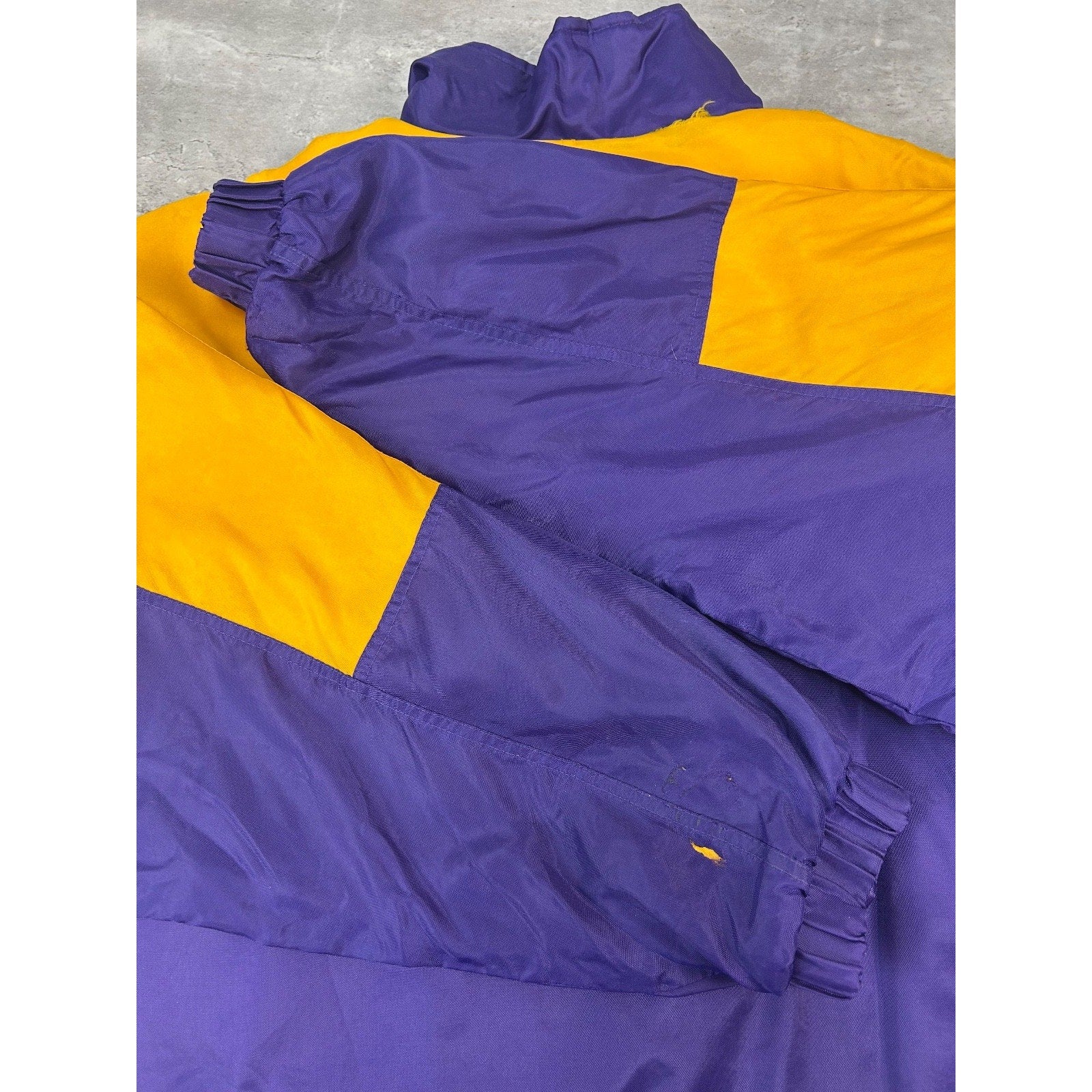 Vintage Minnesota Vikings NFL Insulated Full Zip Football Jacket Size Large