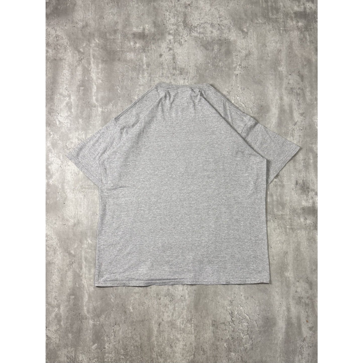 Vintage Cleveland Browns NFL Helmet Graphic Spellout Football T-Shirt Size 2XL