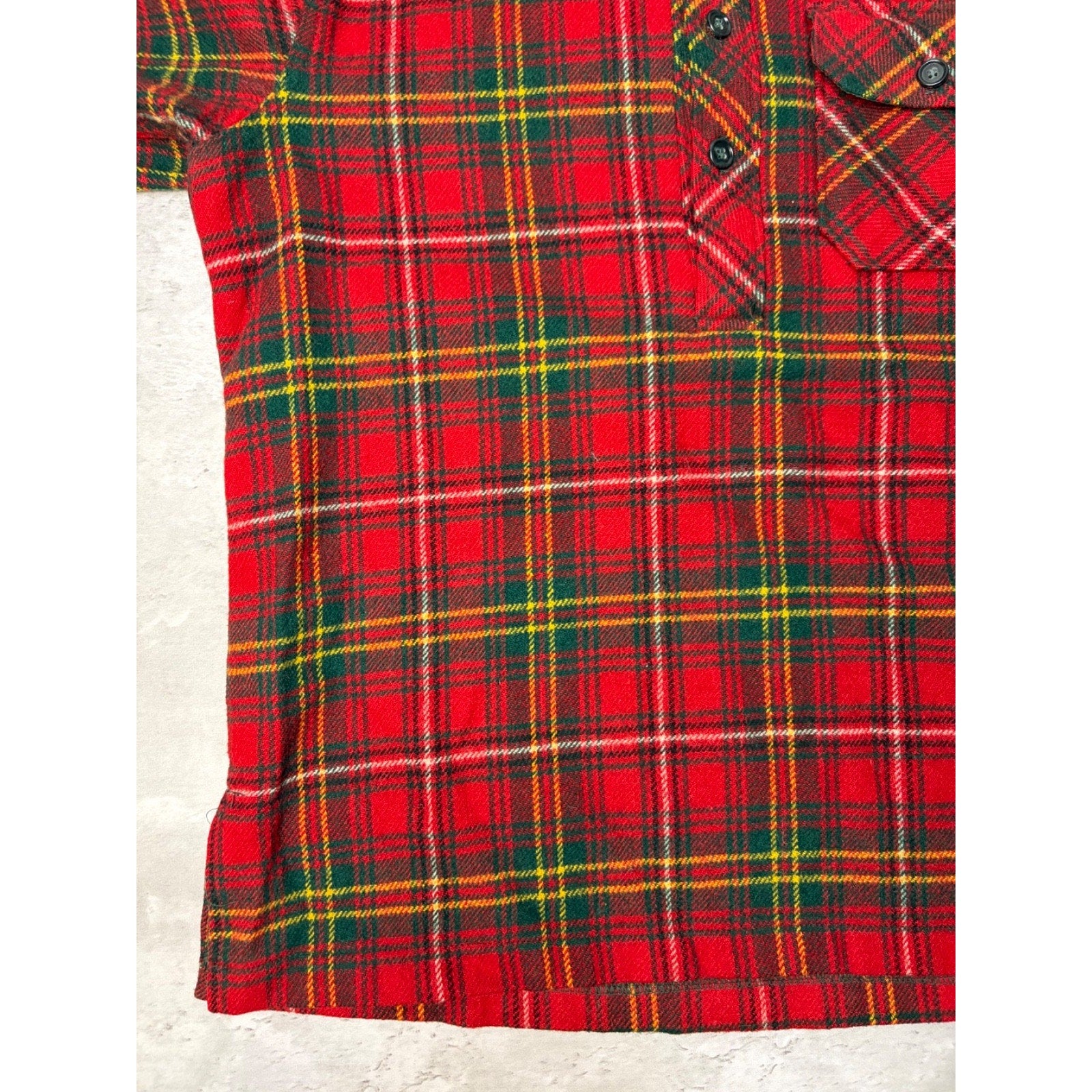 1960s L.L. Bean Red Plaid Print Long Sleeve 1/4 Button Up Shirt Size Medium