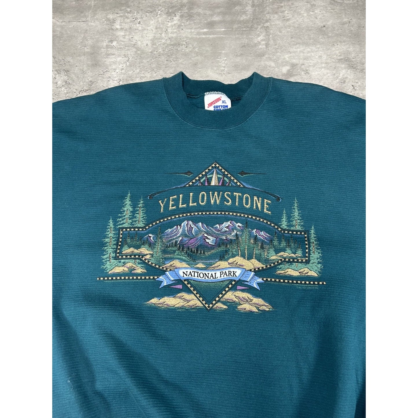 Vintage 1996 Yellowstone National Park Destination Graphic Sweatshirt Size XL
