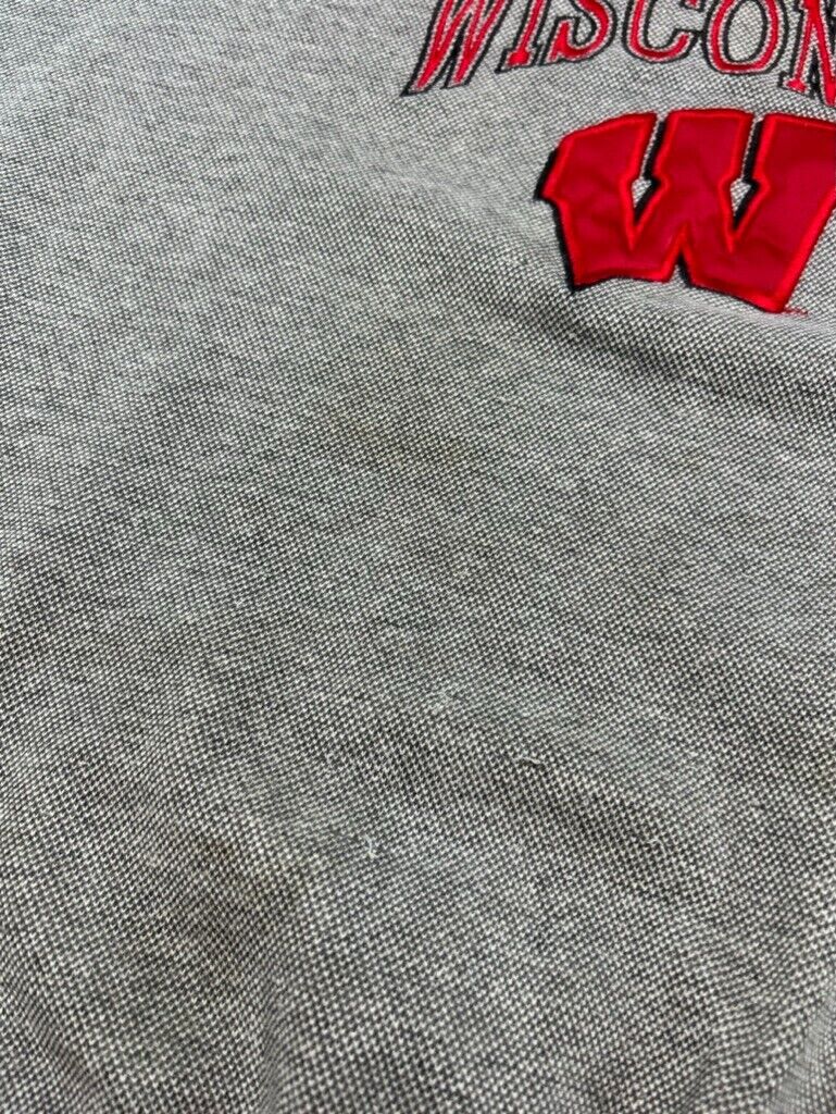 Vintage 90s Wisconsin Badgers NCAA Embroidered Spellout Sweatshirt Size Large