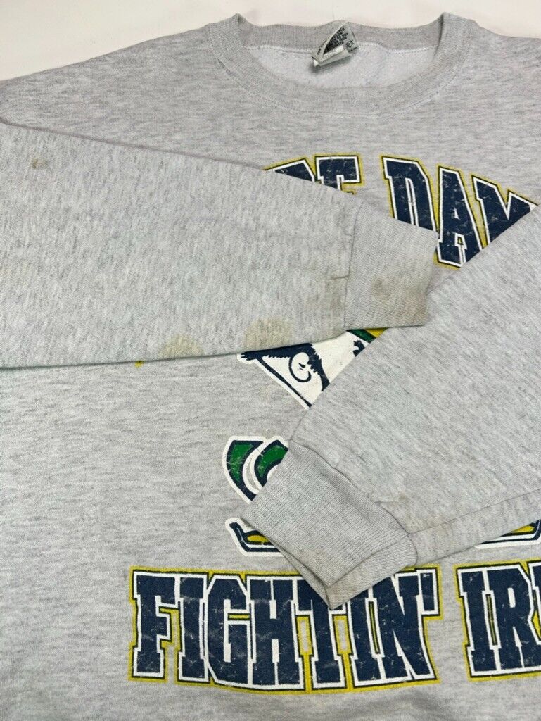 Vintage 90s Notre Dame Fighting Irish NCAA Mascot Graphic Sweatshirt Size XL