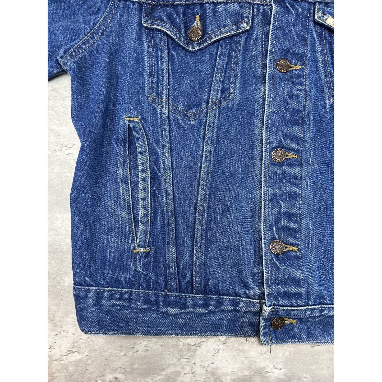Vintage 80s/90s Dark Wash Denim Western Style Trucker Jacket Size Small