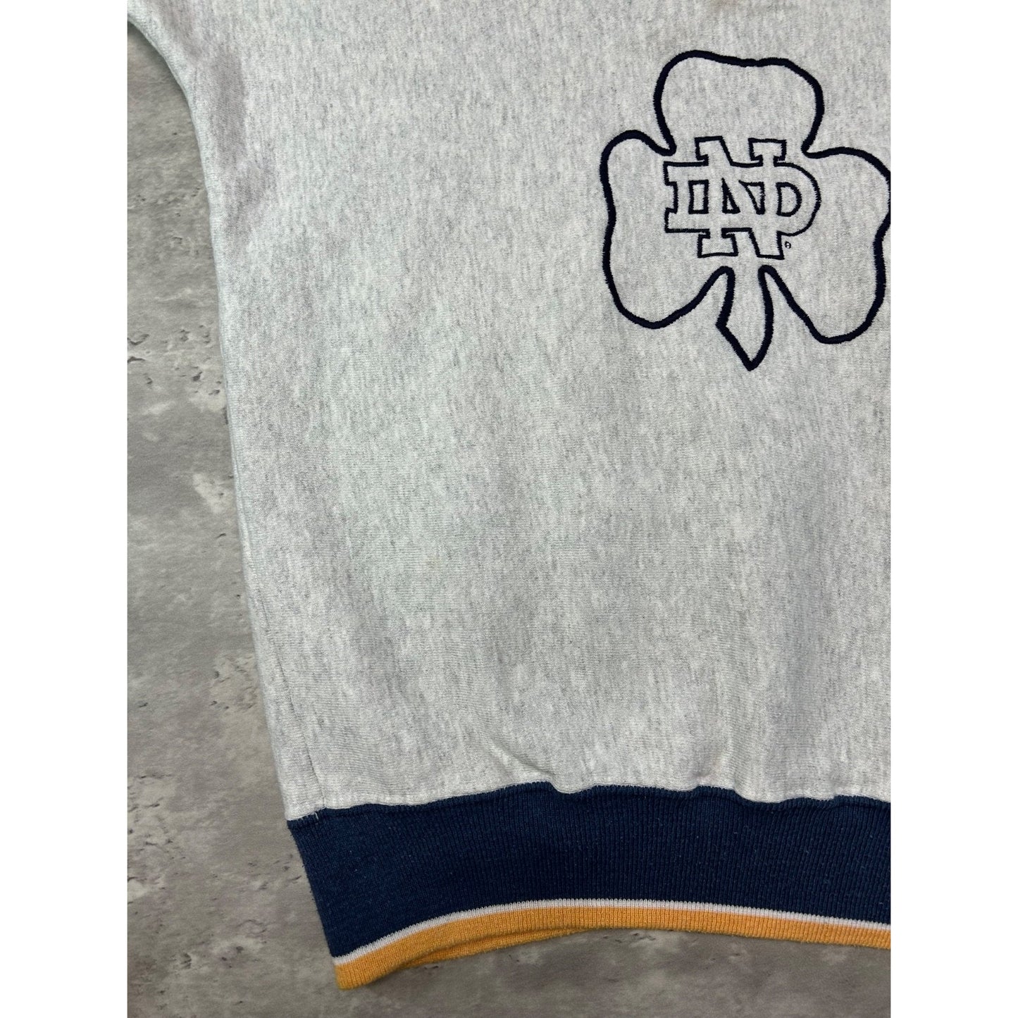 Vintage 90s Notre Dame NCAA Embroidered Arm To Arm Spellout Sweatshirt Sz Large